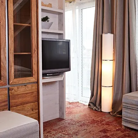 Vintage Hotel Charivari- Sommer Hoernerbahnen Kostenlos Mit Restaurant