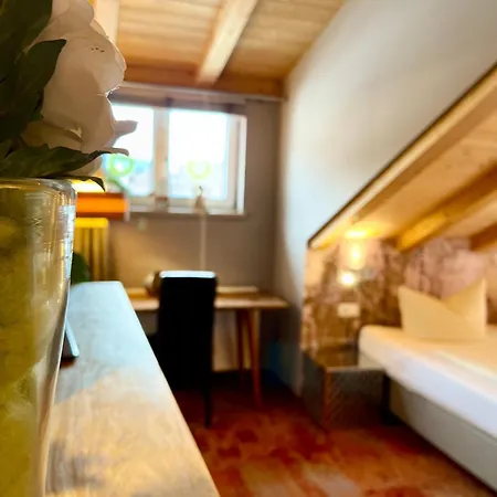 Vintage Hotel Charivari- Sommer Hoernerbahnen Kostenlos Mit Restaurant Hotel *
