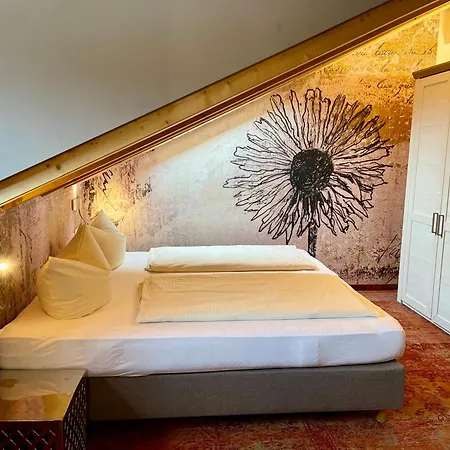 Vintage Hotel Charivari- Sommer Hoernerbahnen Kostenlos Mit Restaurant *