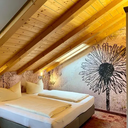 Vintage Hotel Charivari- Sommer Hoernerbahnen Kostenlos Mit Restaurant