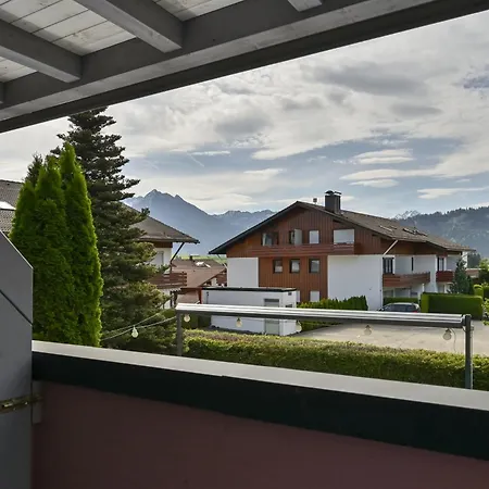 Vintage Charivari- Sommer Hoernerbahnen Kostenlos Mit Restaurant Hotel