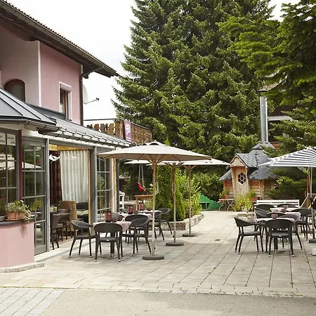Vintage Hotel Charivari- Sommer Hoernerbahnen Kostenlos Mit Restaurant Hotel *