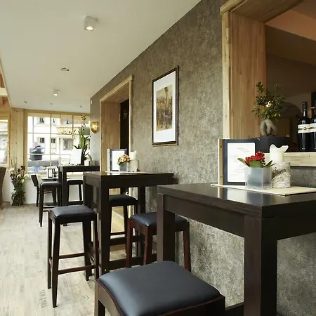 Vintage Hotel Charivari- Sommer Hoernerbahnen Kostenlos Mit Restaurant Hotel