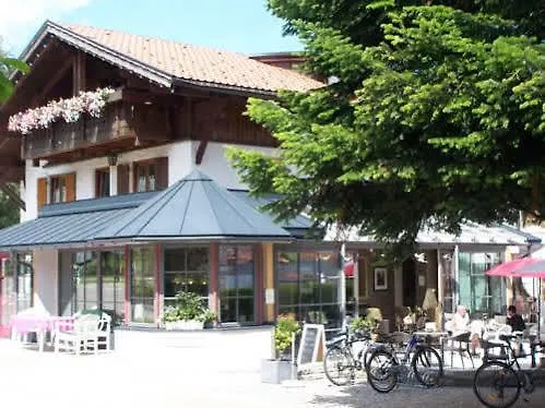 Vintage Charivari- Sommer Hoernerbahnen Kostenlos Mit Restaurant فندق بلوسترلانج