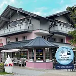 Hotel Vintage Hotel Charivari- Sommer Hoernerbahnen Kostenlos Mit Restaurant *