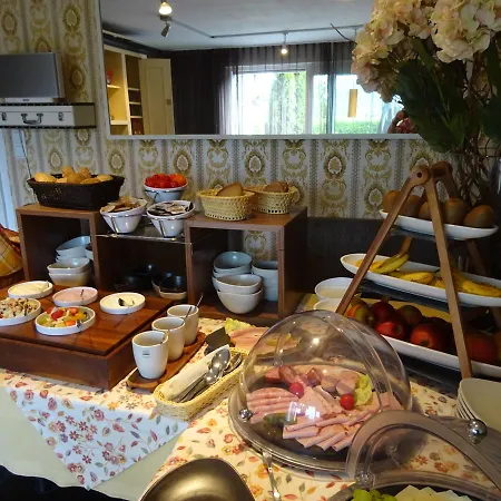 Vintage Charivari- Sommer Hoernerbahnen Kostenlos Mit Restaurant Szálloda *