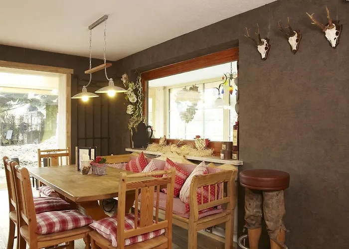 Vintage Charivari- Sommer Hoernerbahnen Kostenlos Mit Restaurant ホテル ボルシュターラング